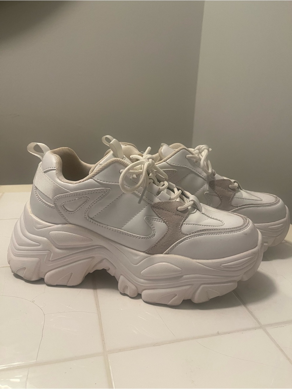 BERNESS white chunky platform sneaker